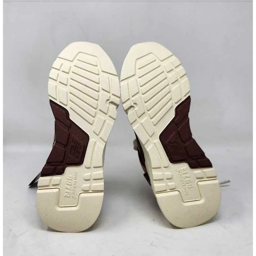 New Balance shoes - Brown 8