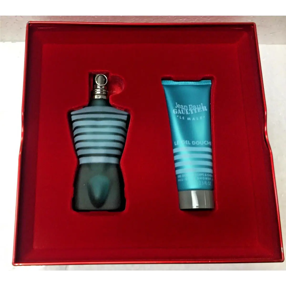 Jean Paul Gaultier ``le Male`` Set For Men 2.5 oz Edt Spray + 2.5 oz Shower Gel