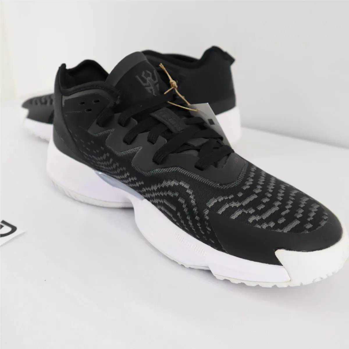 Adidas shoes - adidas D.O.N. Issue #4 - Issue - GY6505 - BLACK/WHITE 5