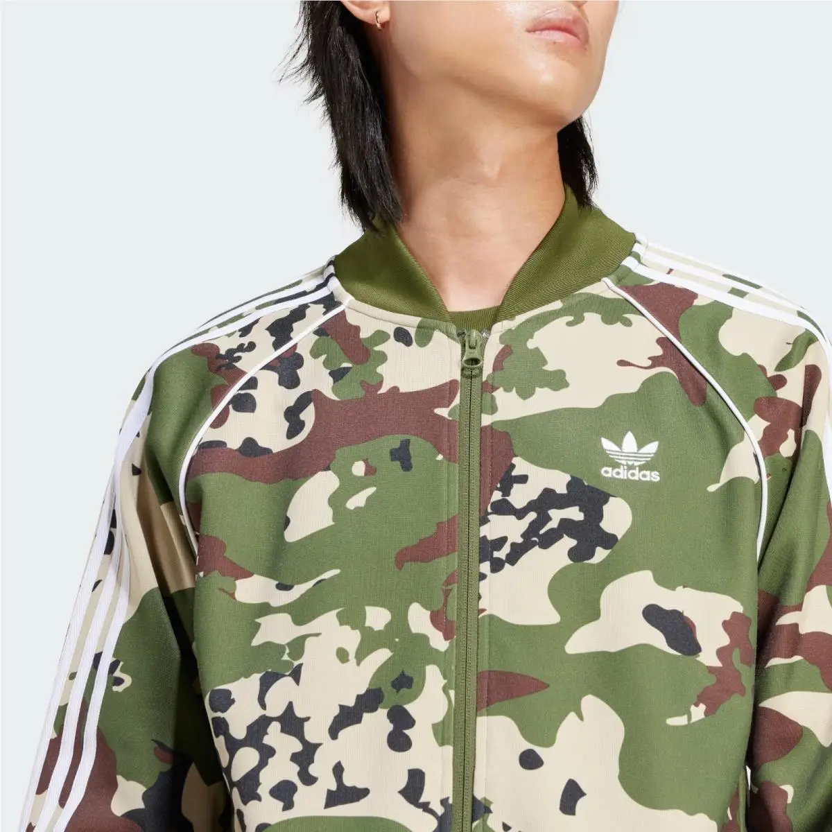 Adidas clothing - Adicolor Classics SST - Adicolor Classics SST - IS0253 - Wild Pine 10