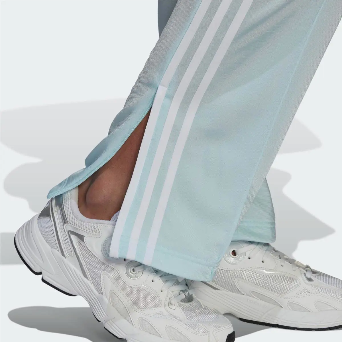 Adidas clothing - HN5894 HN5897 - HN5894 HN5897 - Almost Blue 16