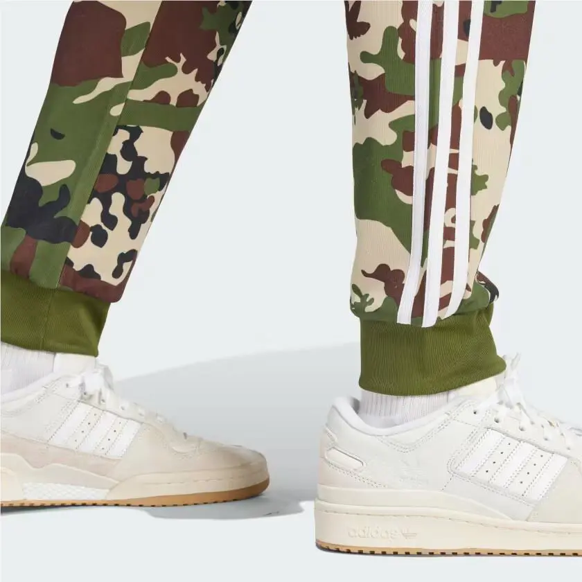 Adidas clothing - IS0252 IS0243 - IS0252 IS0243 - Wild Pine 22