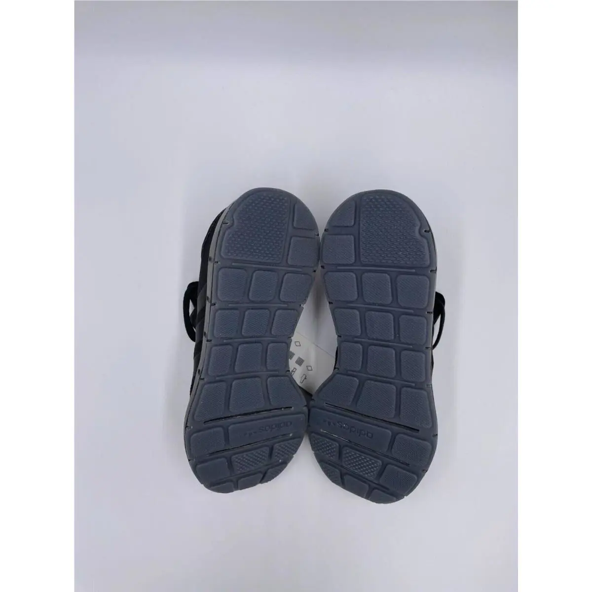 Adidas shoes - adidas Swift Run - Swift Run - Black 2