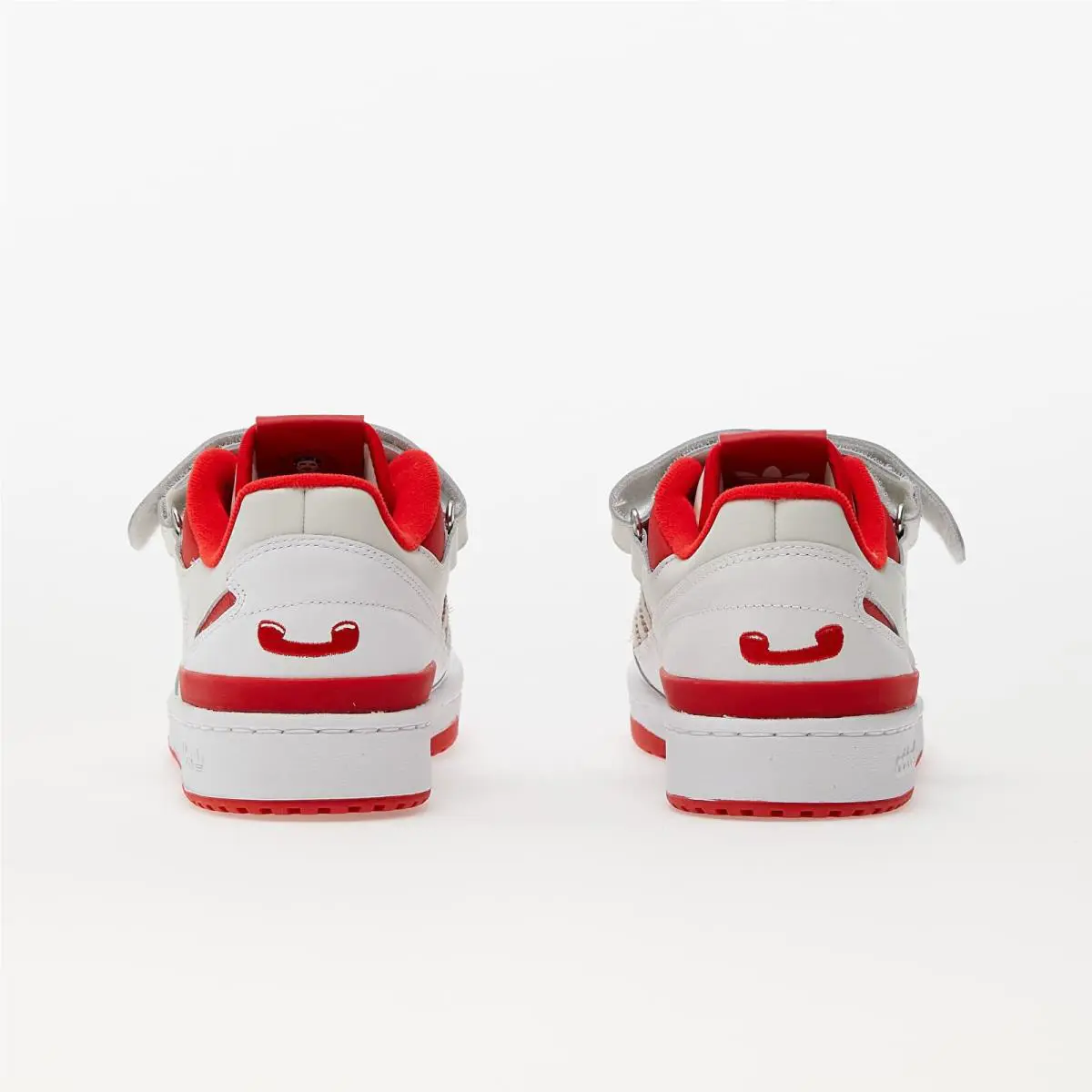 Adidas shoes - Adidas Forum Low Trap Kitchen - White 2