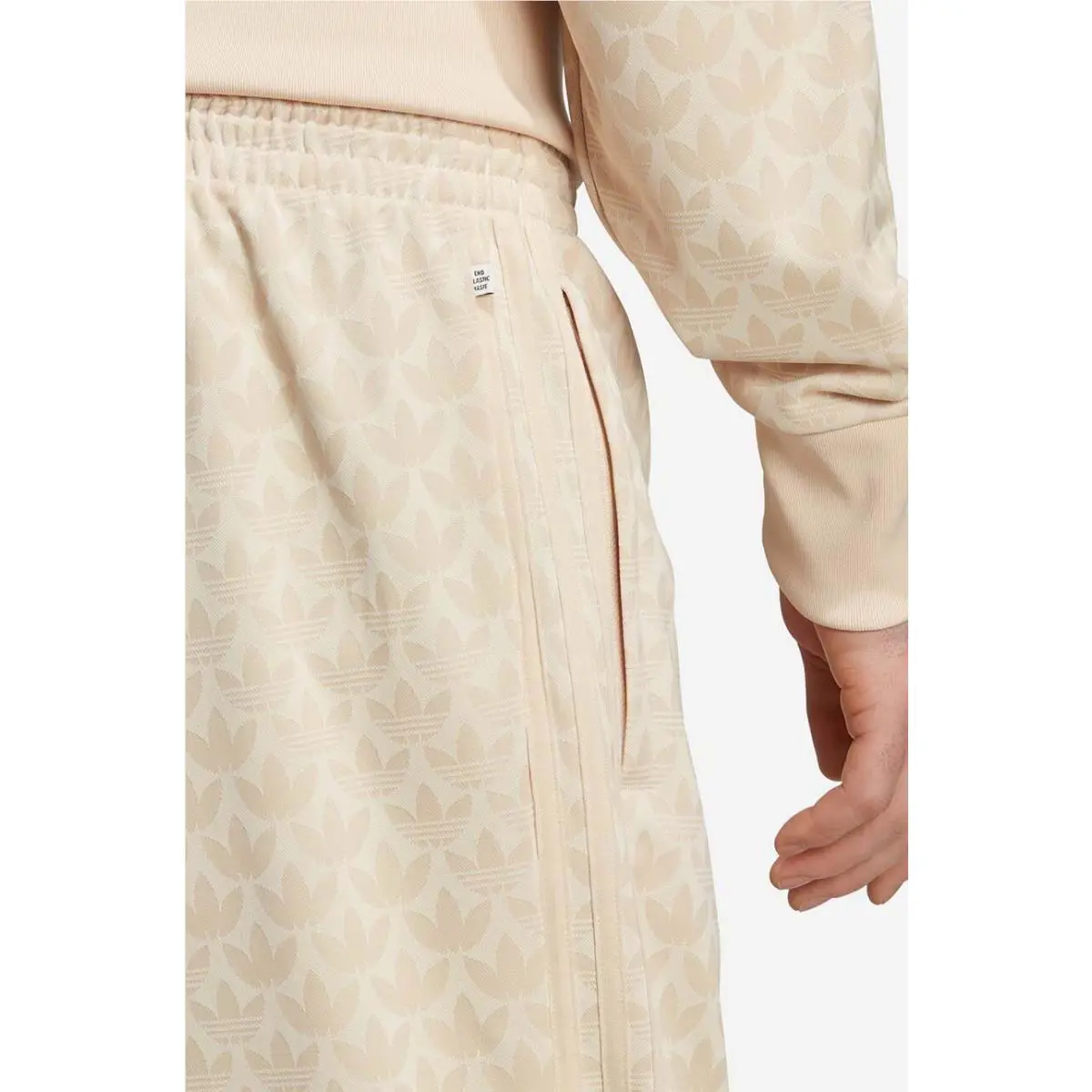 Adidas clothing - HZ4154 HZ4156 - HZ4154 HZ4156 - Sand Strata 25