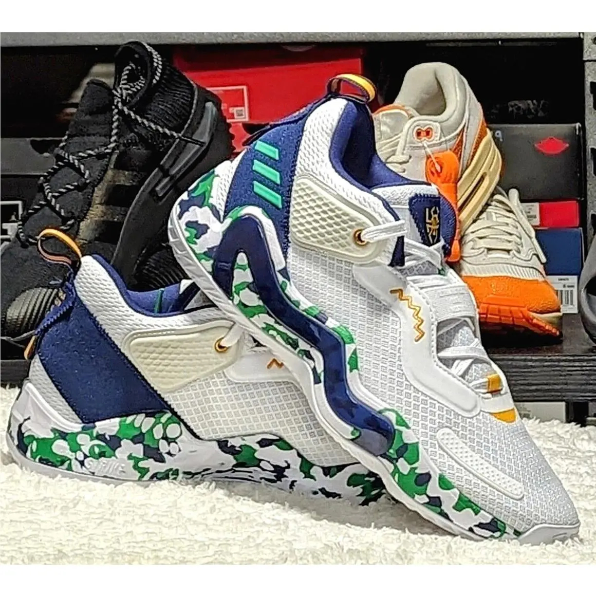 Adidas shoes - adidas D.O.N. Issue - Issue - H67722 - Multicolor 16