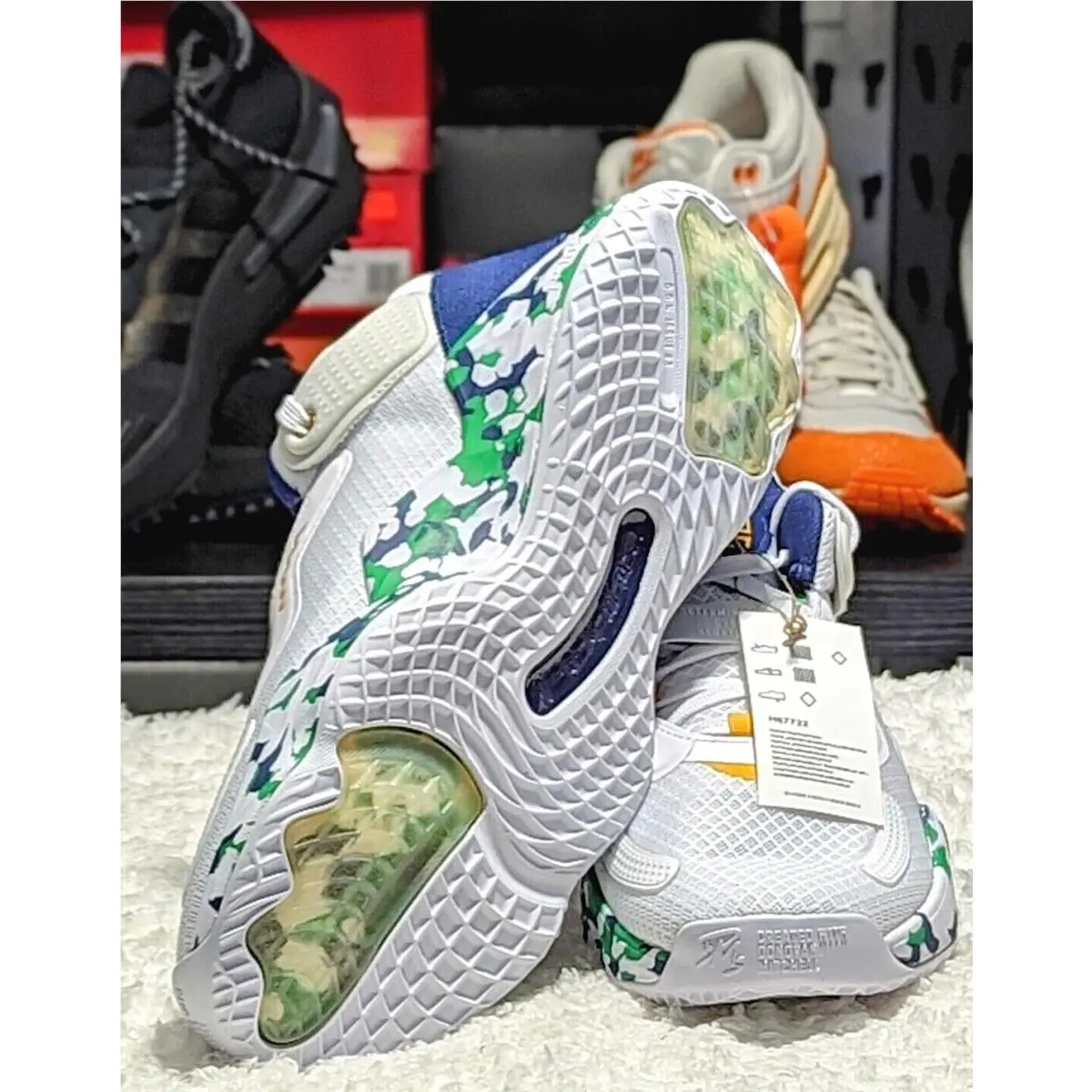 Adidas shoes - adidas D.O.N. Issue - Issue - H67722 - Multicolor 21