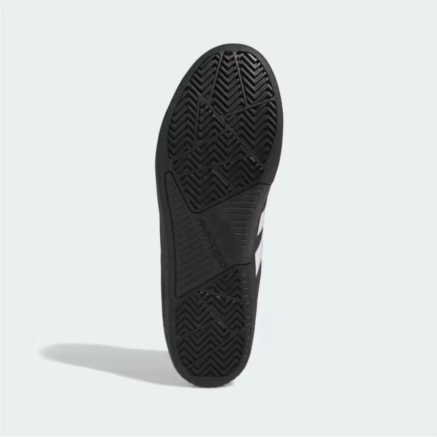 Adidas shoes - adidas Tyshawn Low - Tyshawn Low - IE3124 - Core Black / Cloud White / Gold Metallic 6