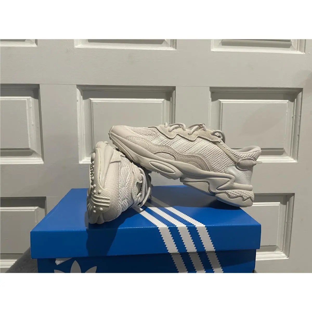 Adidas shoes - ozweego - ozweego - HQ8606 - alumin 4
