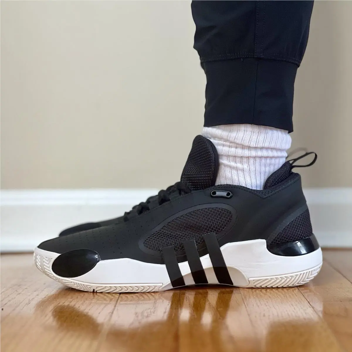Adidas shoes - adidas D.O.N. Issue - Issue - Yellow 4