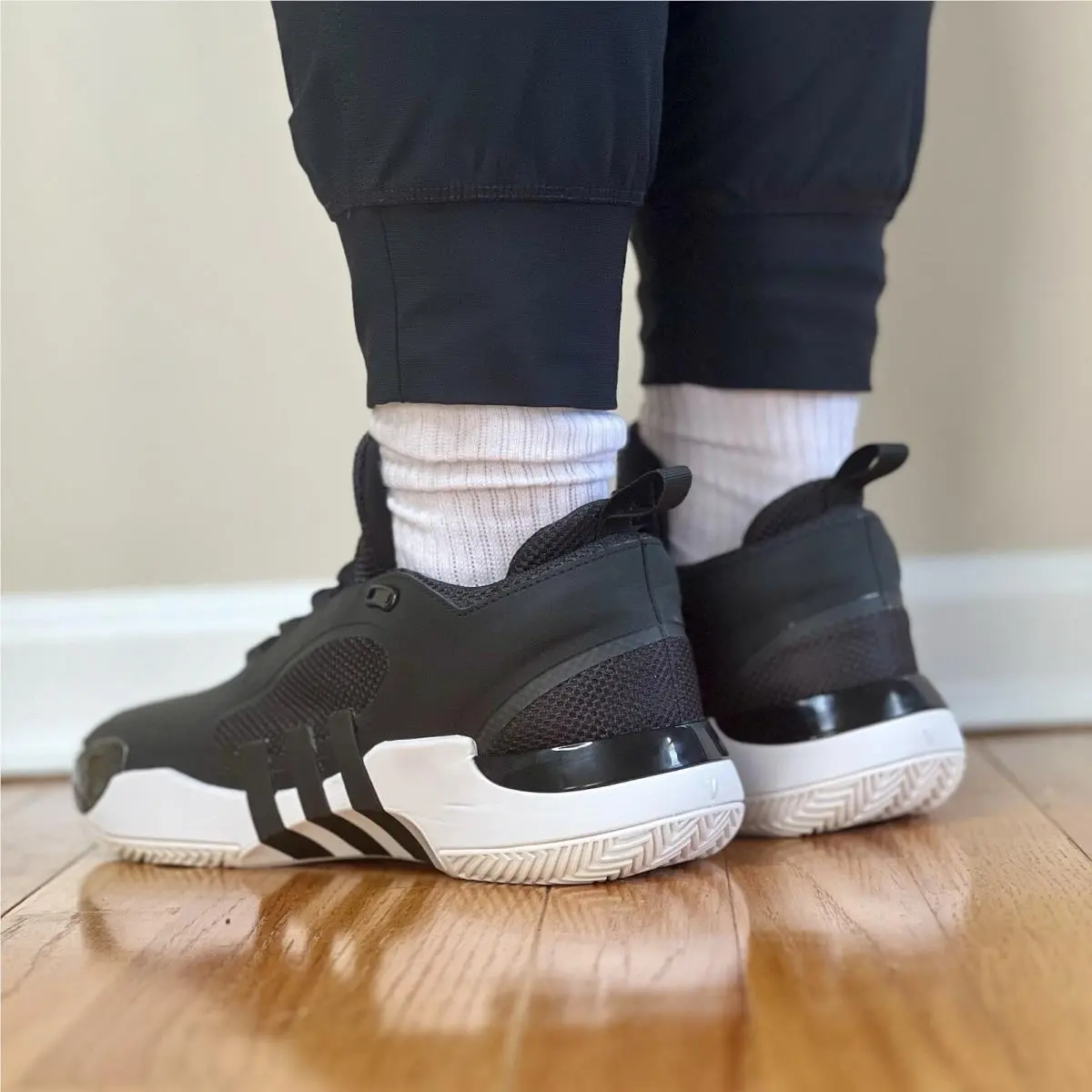 Adidas shoes - adidas D.O.N. Issue - Issue - Yellow 22