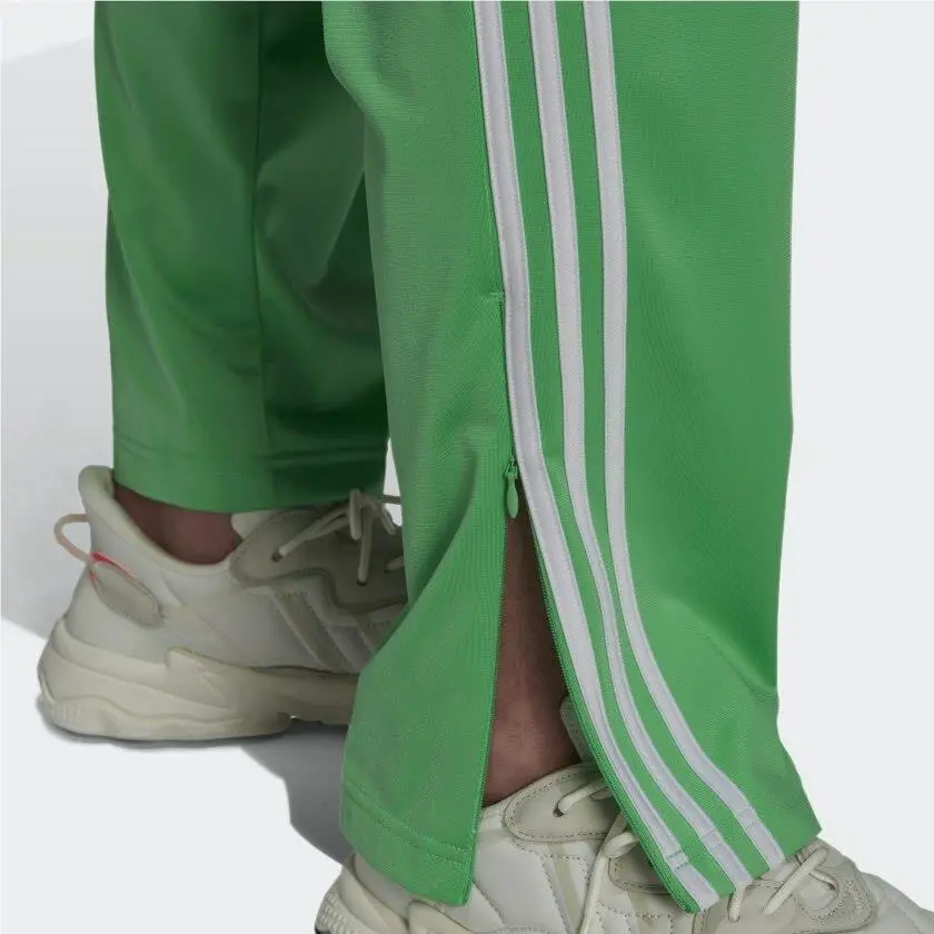 Adidas clothing - H06717 - H06717 - Semi Screaming Green 9