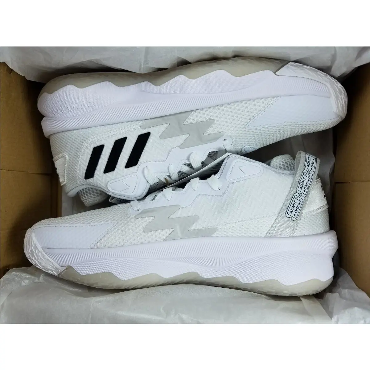 Adidas shoes - adidas Dame 8 - Dame - White 0