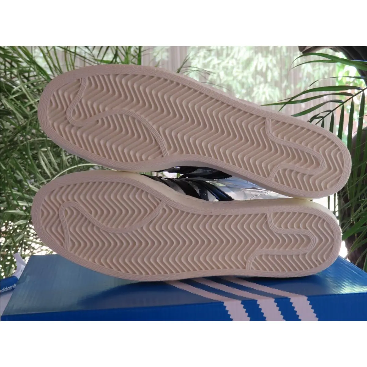 Adidas shoes - IG0843 - IG0843 - White/Black 23