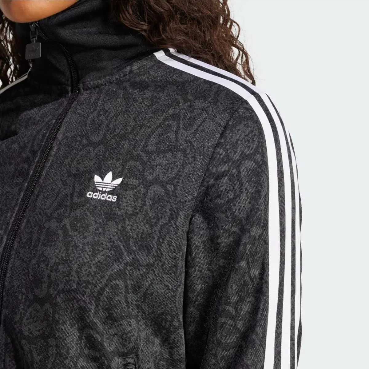 Adidas clothing - JI8404 JI8405 - JI8404 JI8405 - Black / Multicolor 19