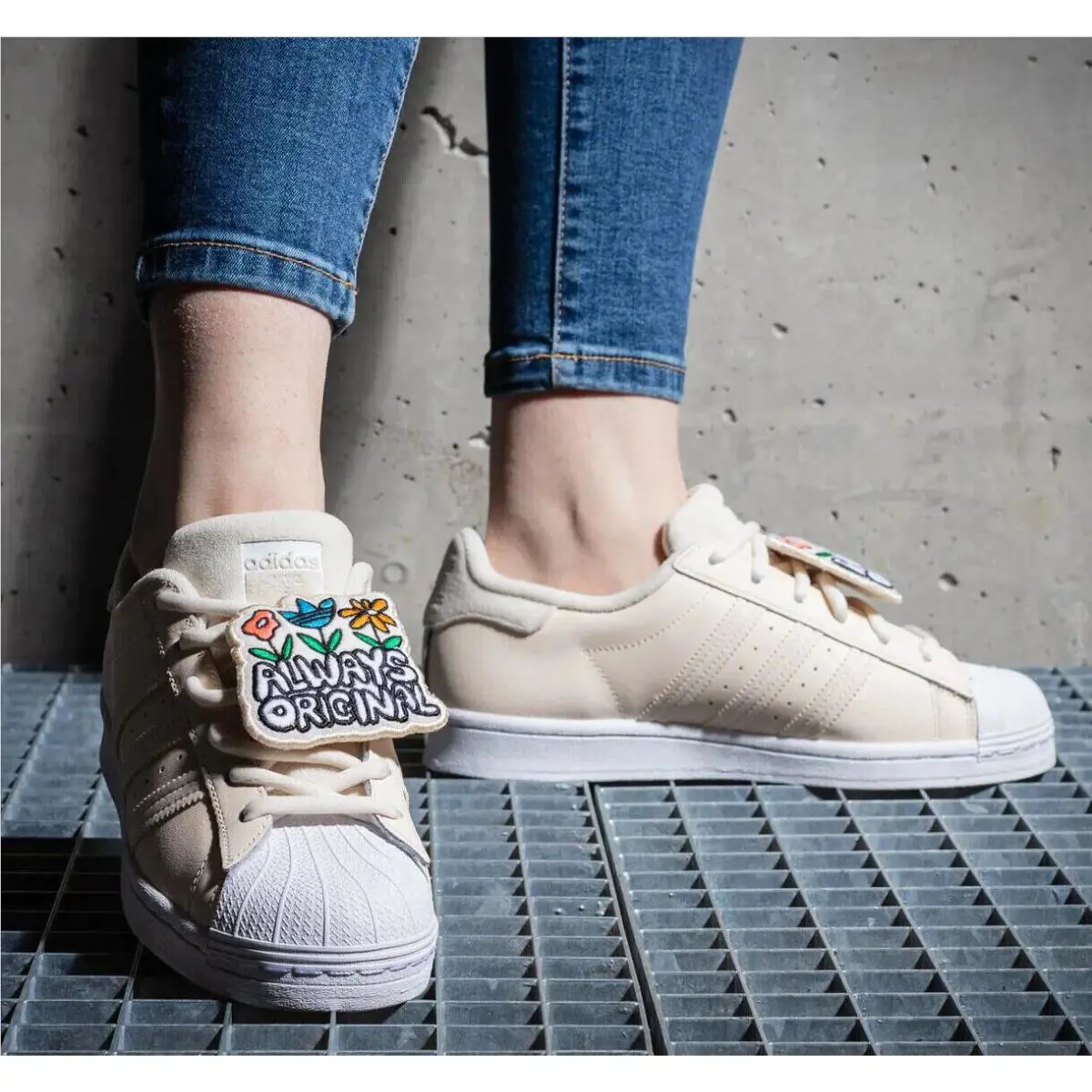 Adidas shoes - SUPERSTAR - SUPERSTAR - GW0592 - Beige/White 4
