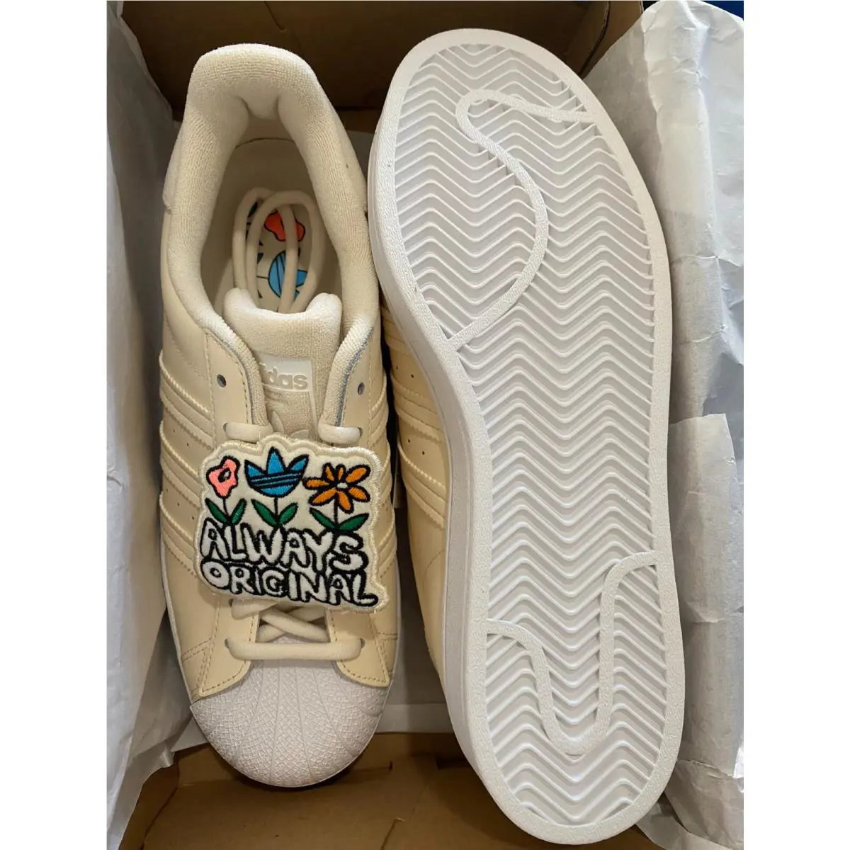 Adidas shoes - SUPERSTAR - SUPERSTAR - GW0592 - Beige/White 38