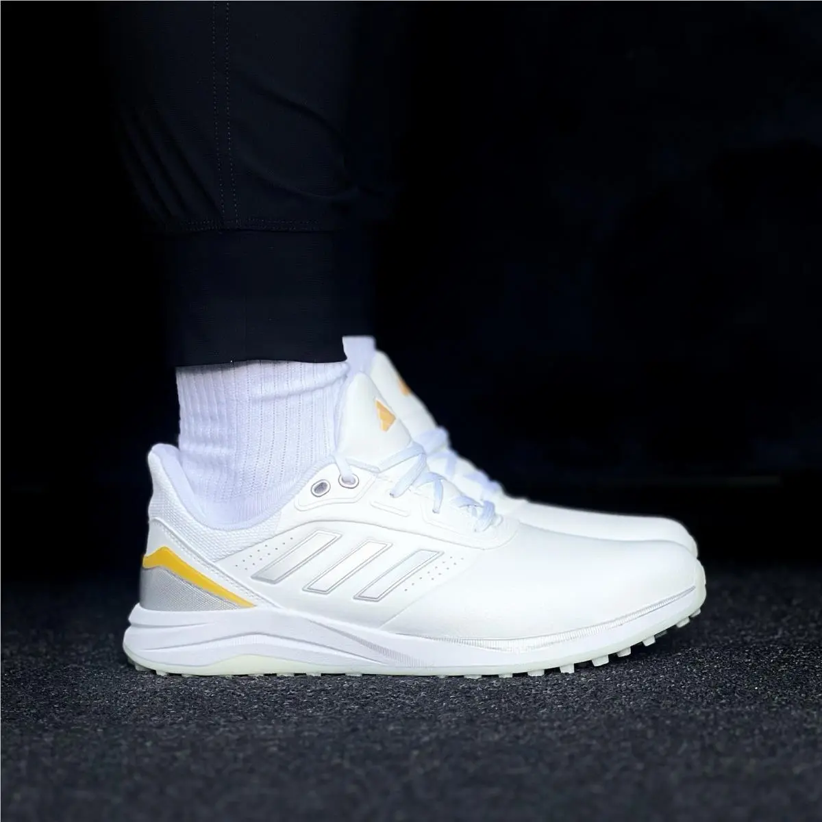 Adidas shoes - adidas Solarmotion - Solarmotion - White 33