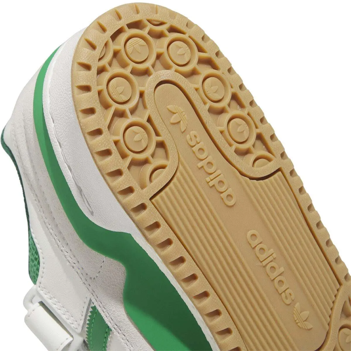 Adidas shoes - Clowhi/Green/Gum3 7
