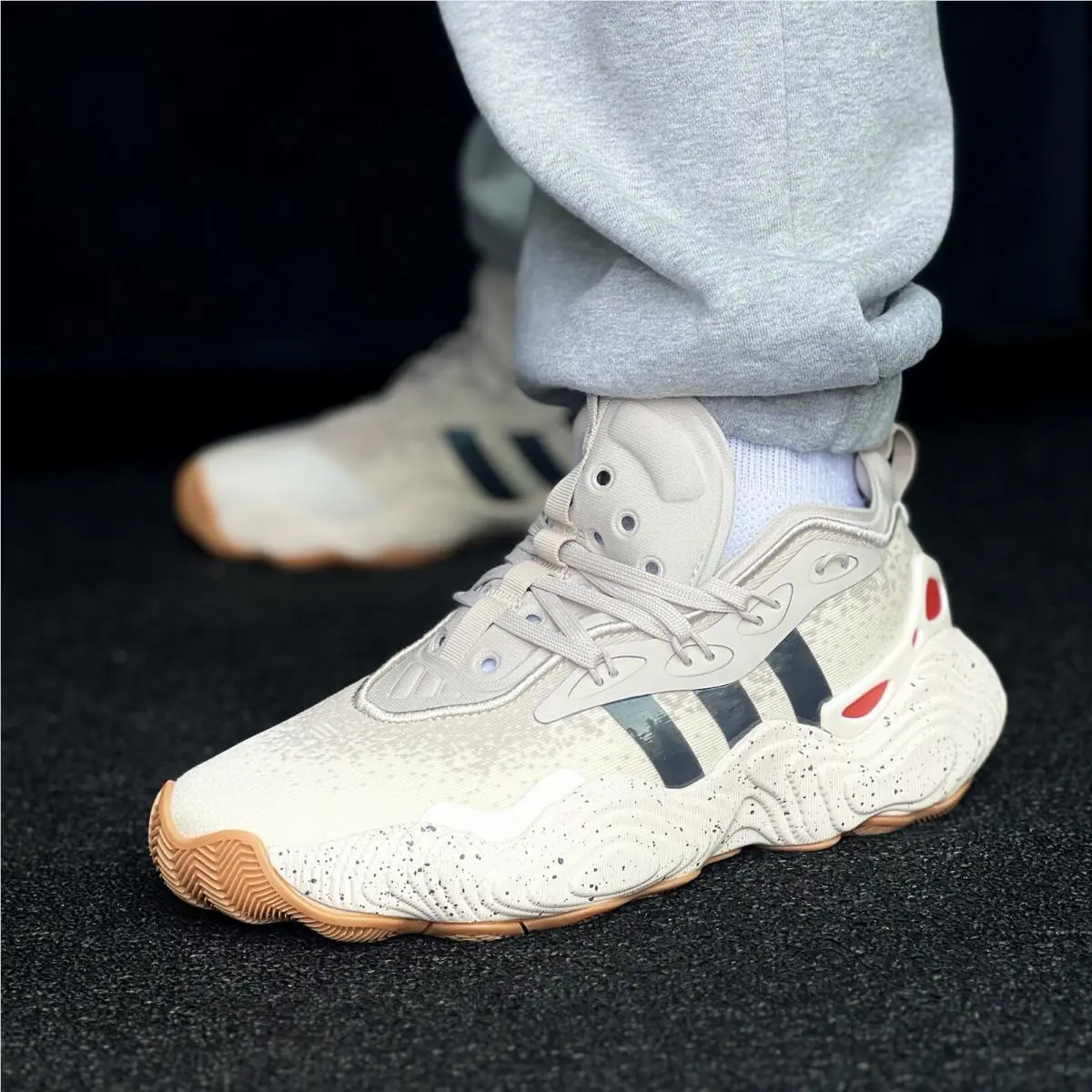 Adidas shoes - Adidas Trey Young 3 - Trey Young - Adidas Trey Young - Beige 1