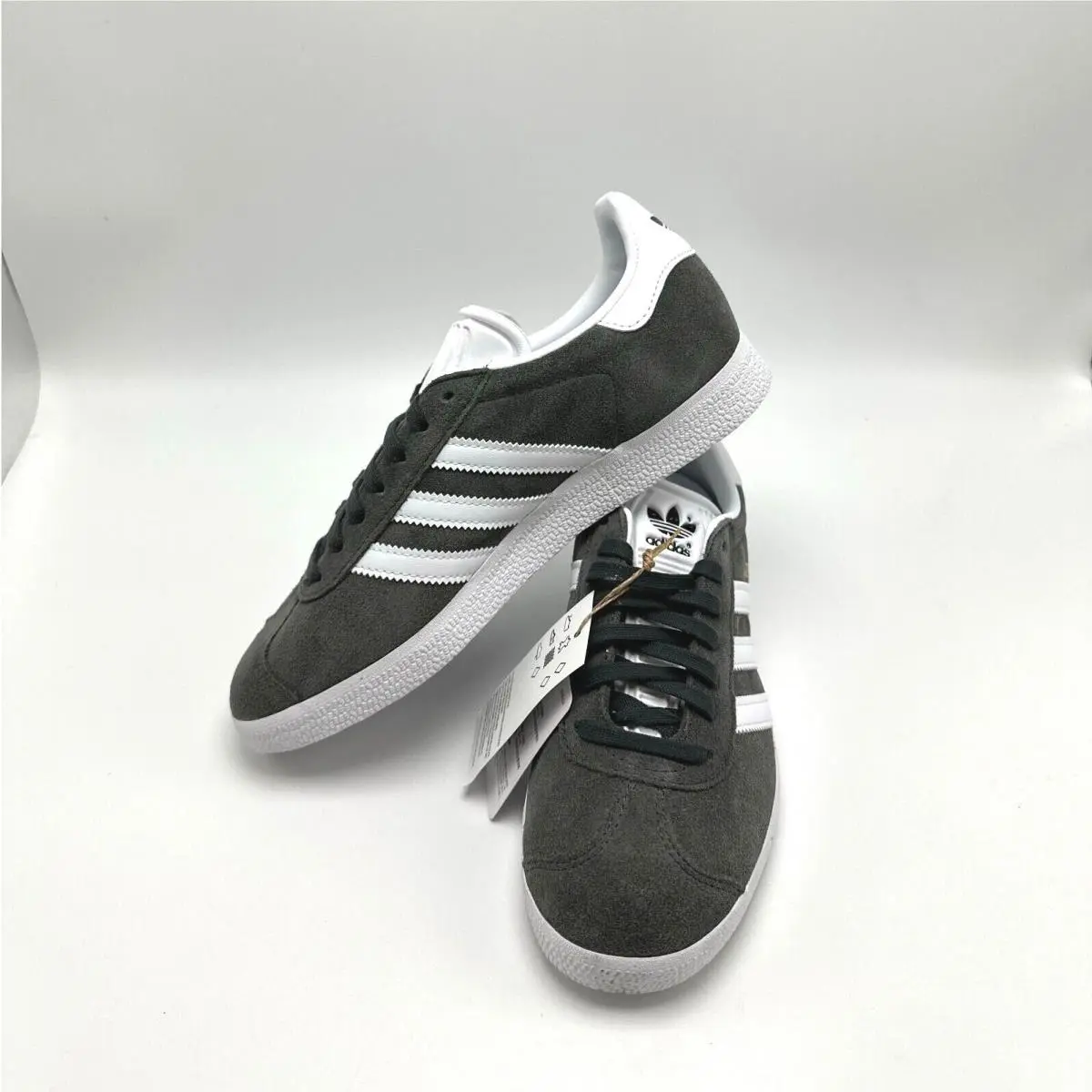 Adidas shoes - adidas Gazelle - Gazelle - BB5480 - SOLID GREY/WHITE/GOLD METALLIC 9