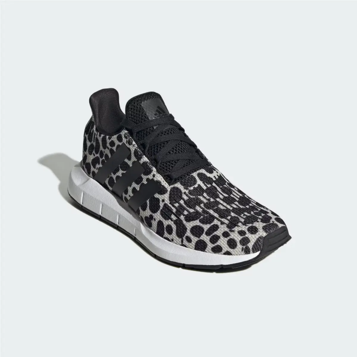 Adidas shoes - adidas Swift Run - Swift Run - JR0634 - White 10