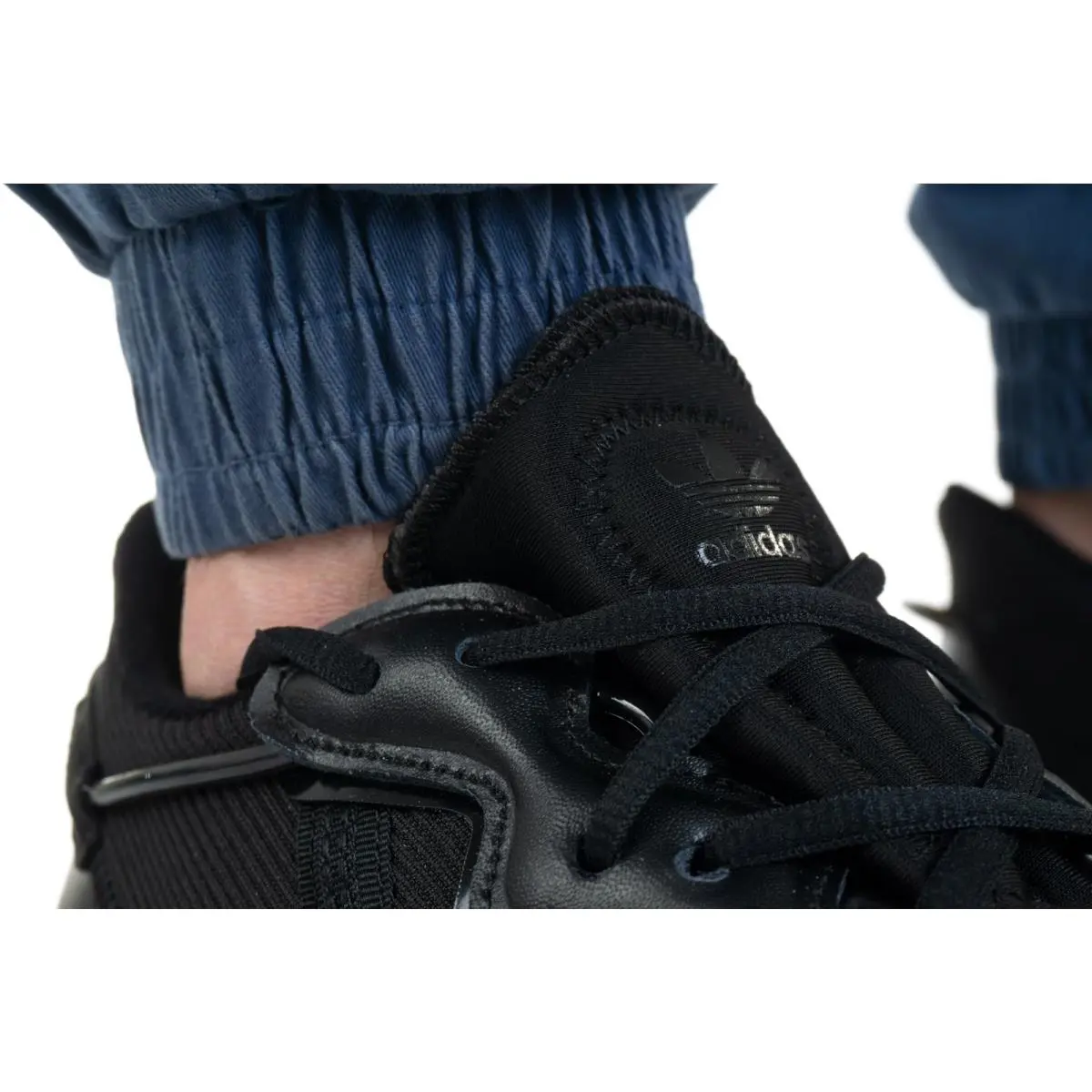 Adidas shoes - adidas Ozweego - Ozweego - Core Black 1
