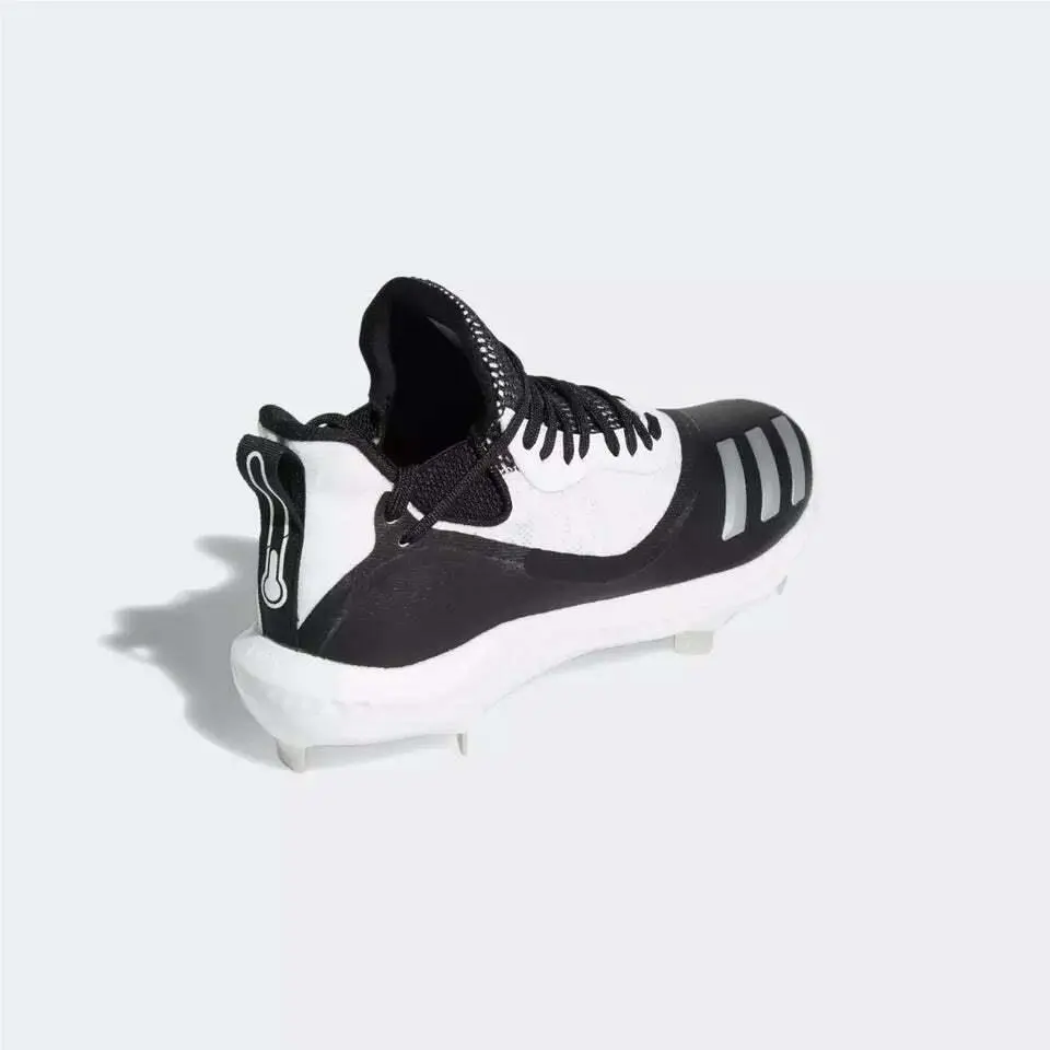 Adidas shoes - Core Black/Silver Metallic/Cloud White 9