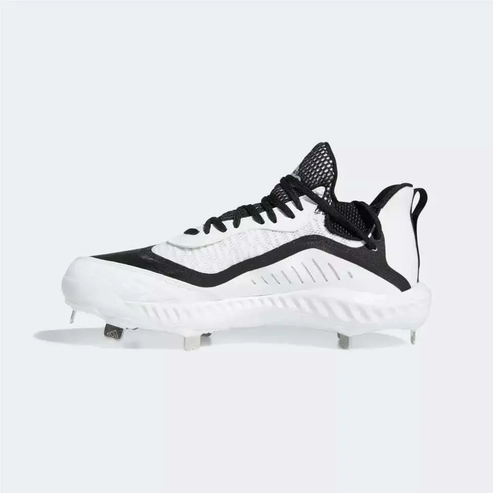Adidas shoes - Core Black/Silver Metallic/Cloud White 7