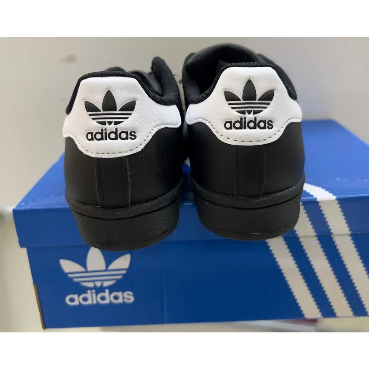 Adidas shoes - adidas Originals - Originals - Black 1