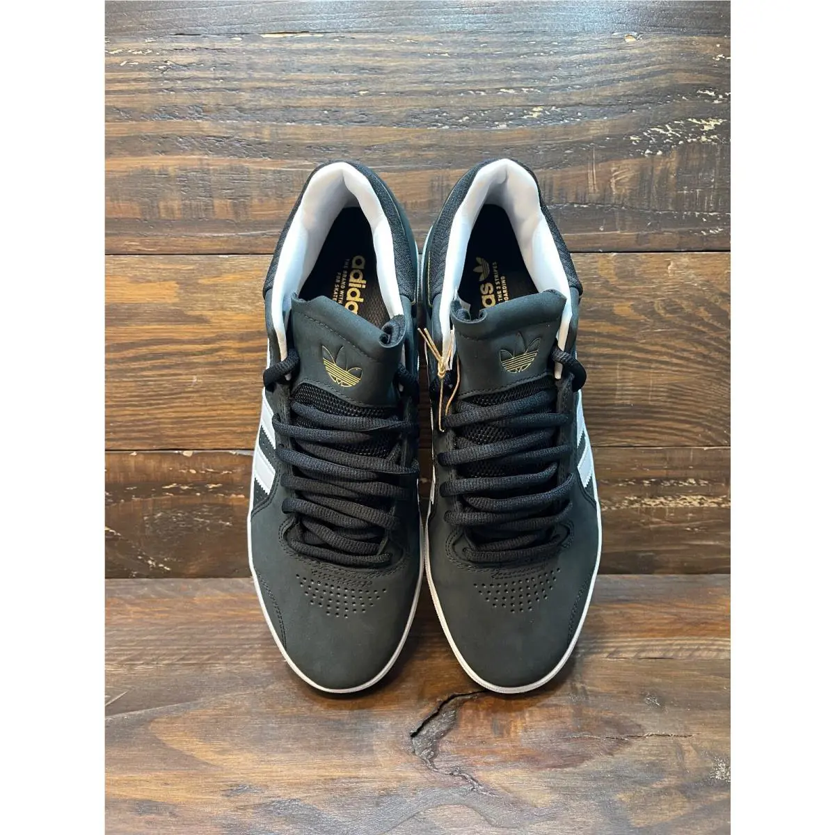 Adidas shoes - adidas Tyshawn - Tyshawn - HQ2011 - Black 14