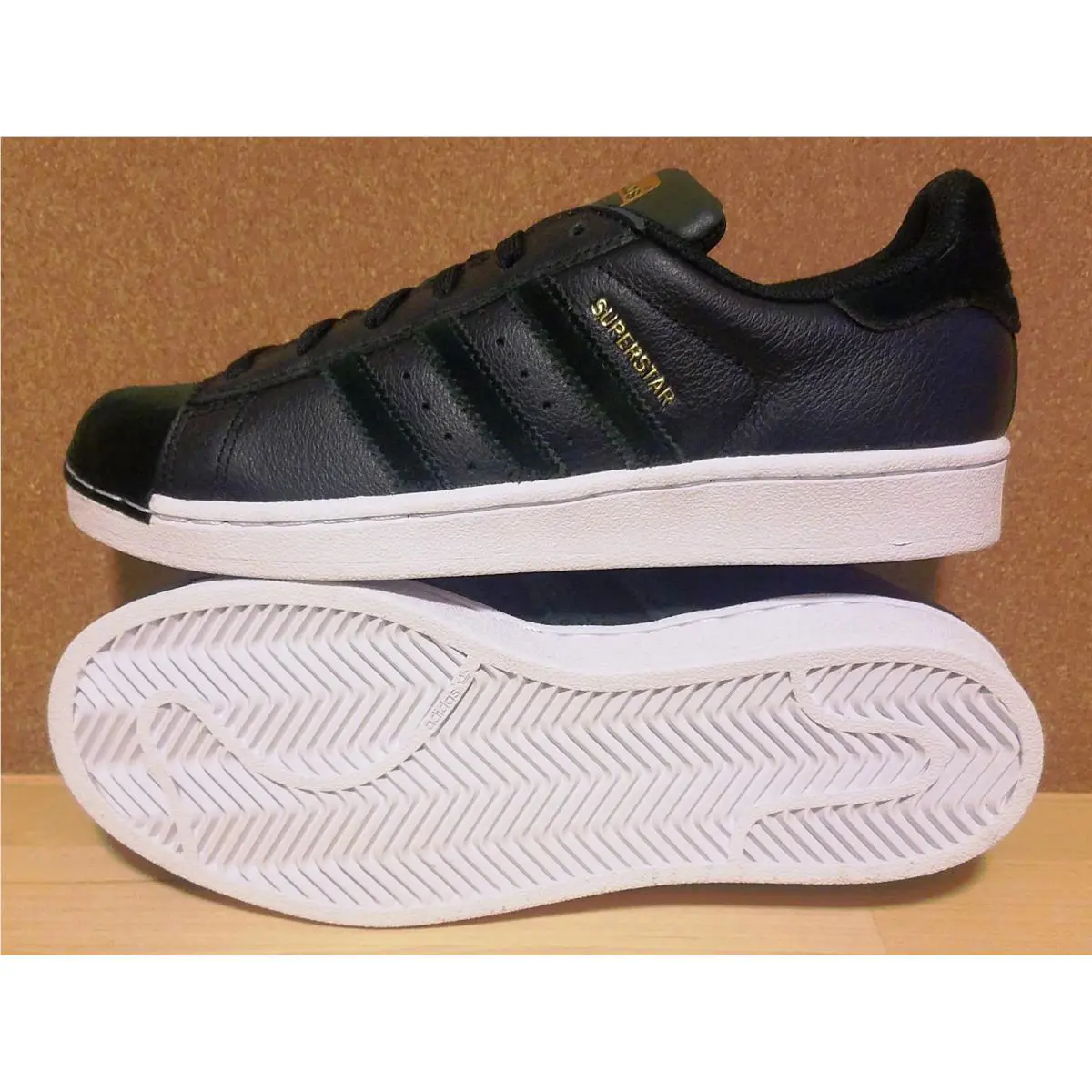 Adidas shoes - SUPERSTAR - SUPERSTAR - AC7211 - GREEN - WHITE 1