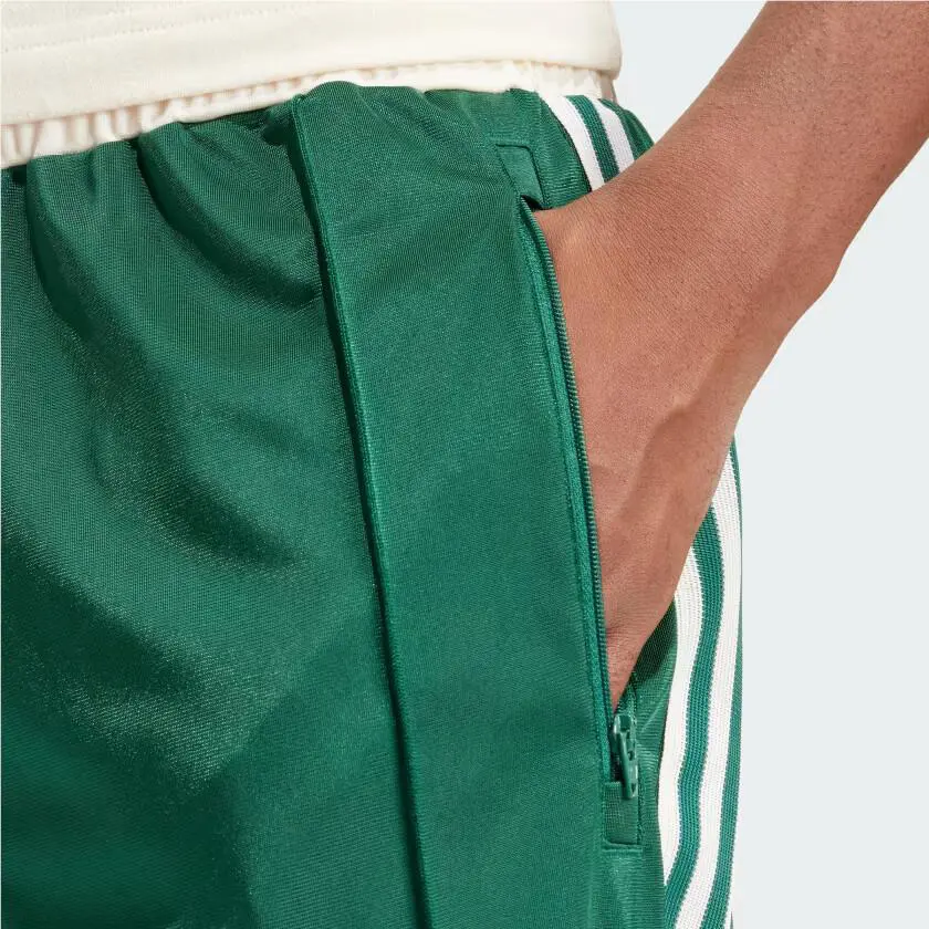 Adidas clothing - IS1403 IS1402 - IS1403 IS1402 - Wonder White / Collegiate Green 19