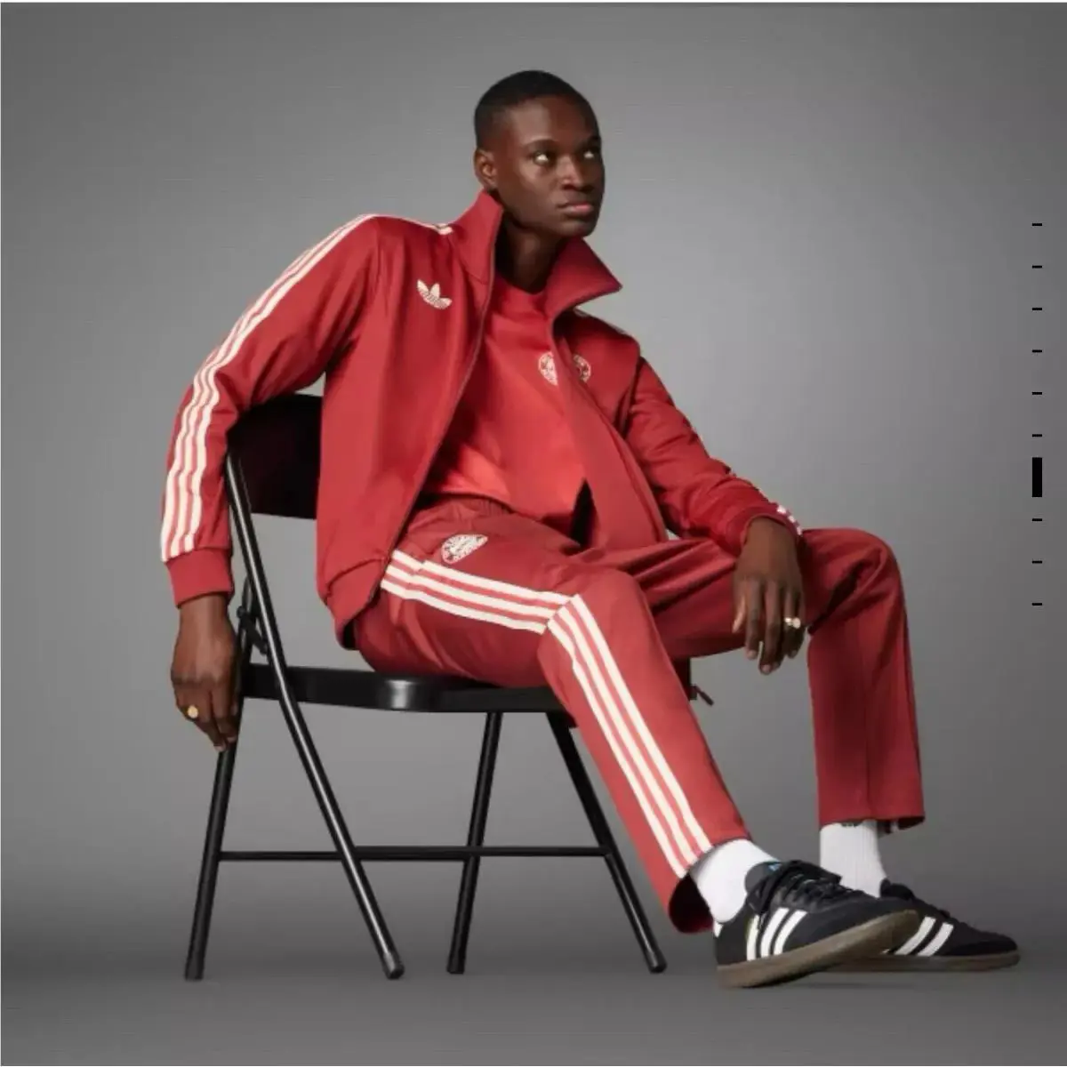 Adidas clothing - Mystery Red 29
