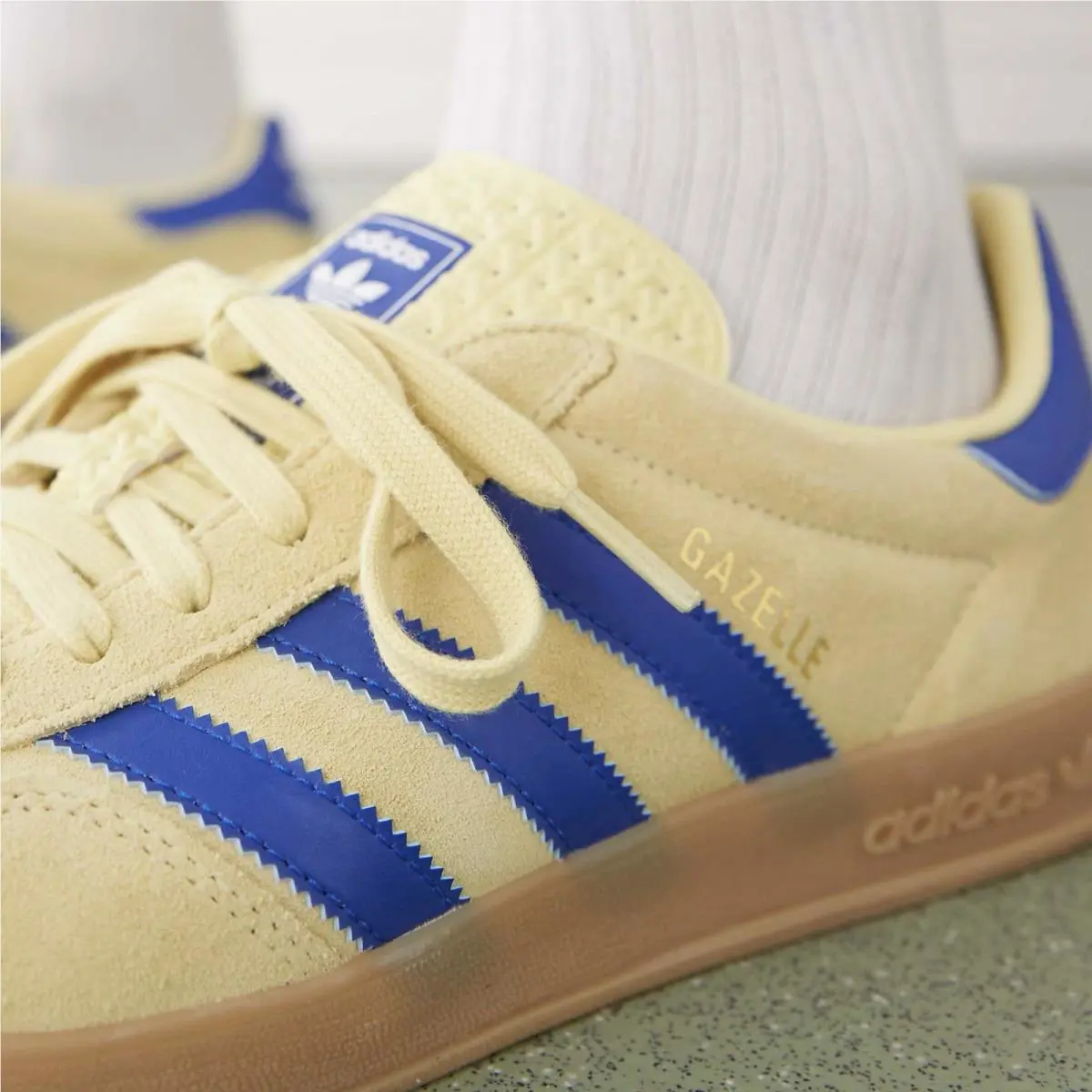 Adidas shoes - adidas Originals Gazelle - Originals Gazelle - Yellow 3