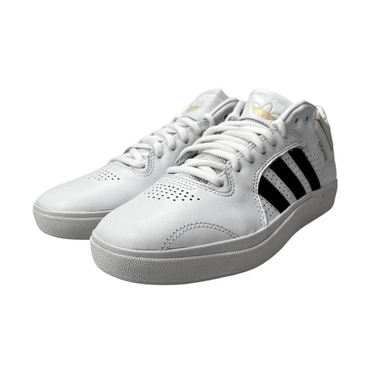 Adidas shoes - adidas Tyshawn - Tyshawn - IF4625 - White 13