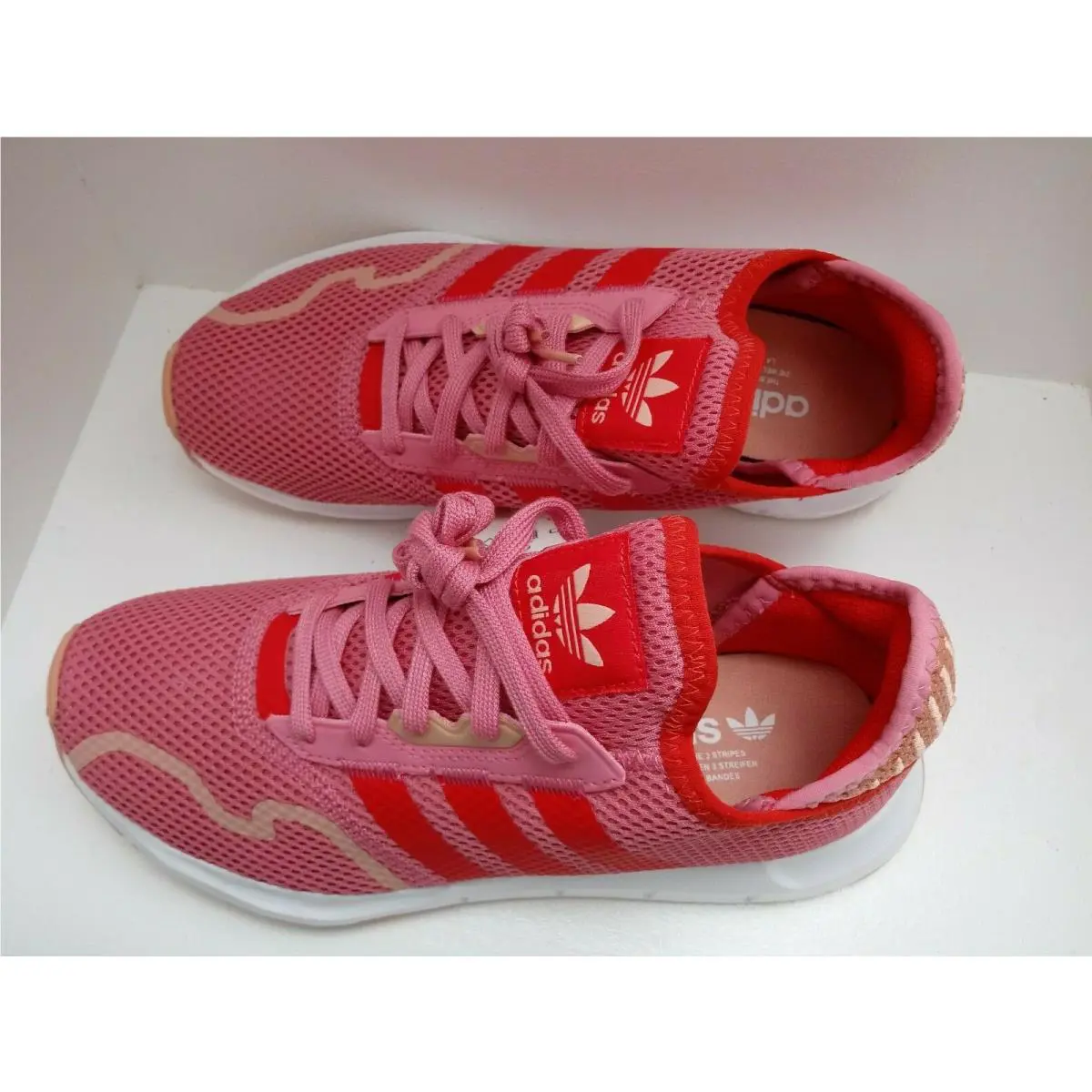 Adidas shoes - adidas Swift Run x j - Q47123 - ROSTON/AMBLUS/RED 7