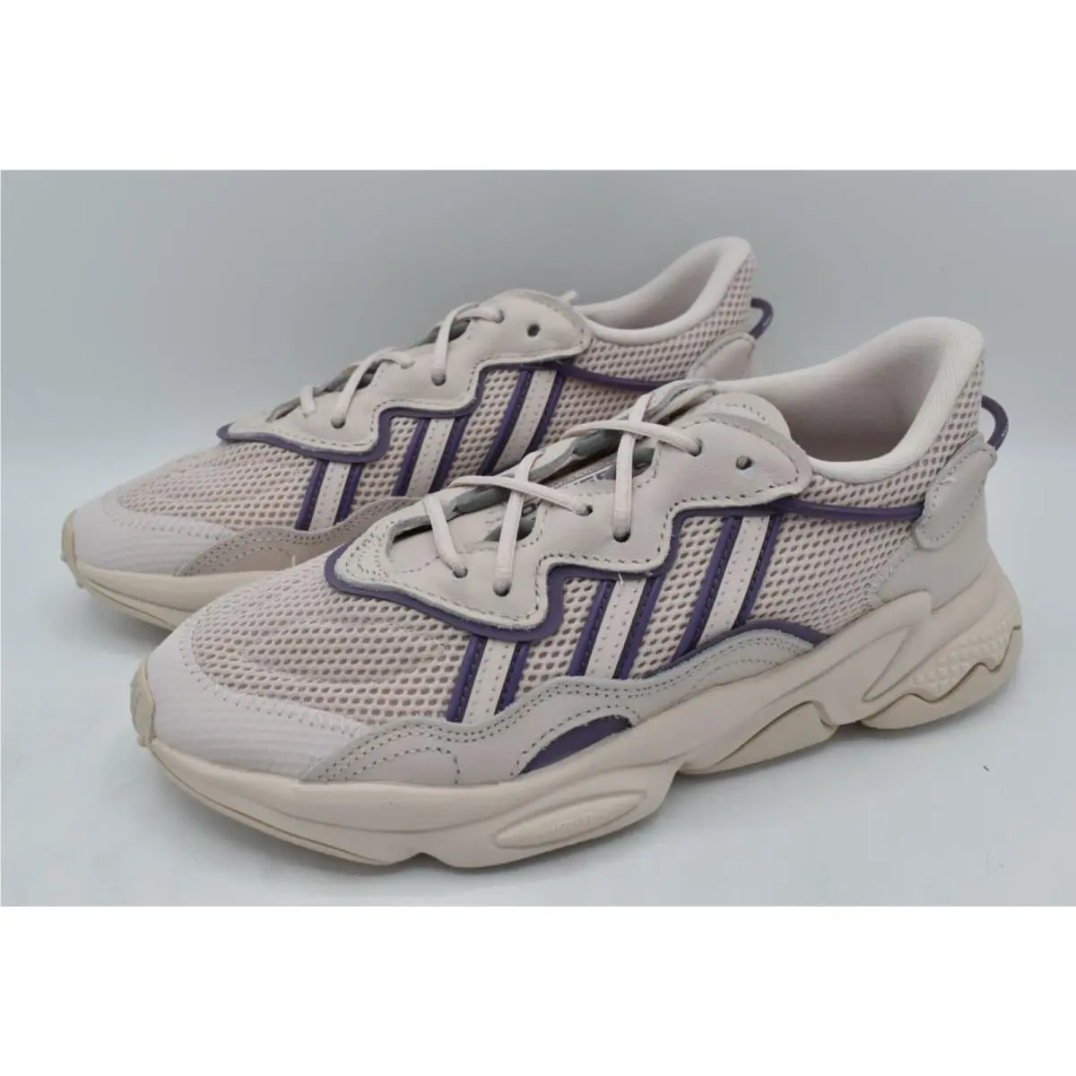 Adidas Originals Womens Size 7.5 Ozweego Putty Mauve Sneakers Shoes