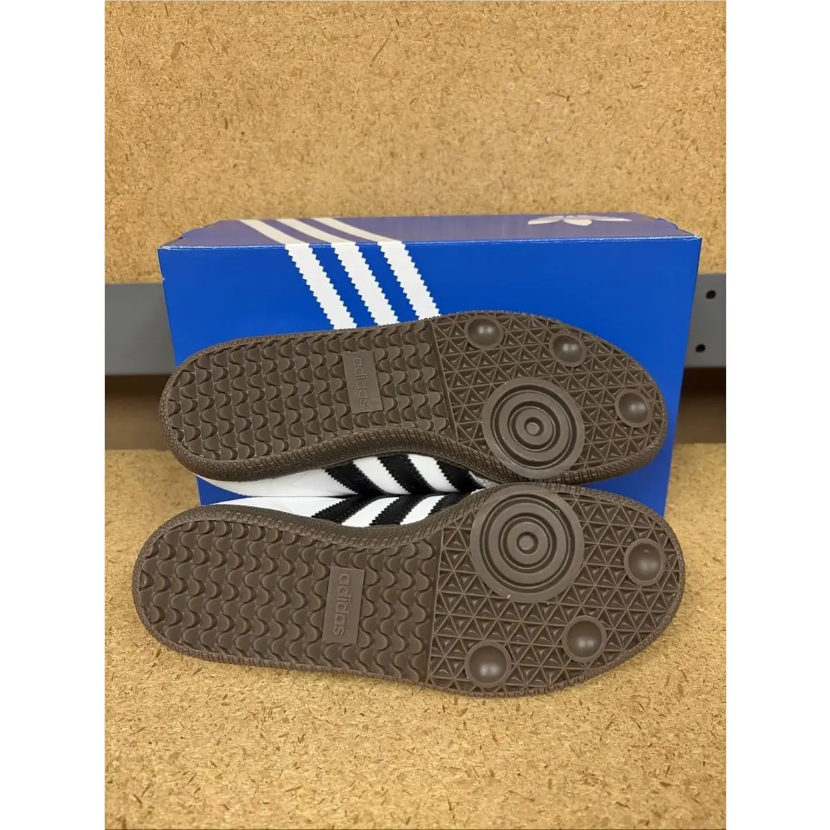 Adidas shoes - adidas Core - Core - IE3675 - Black 3