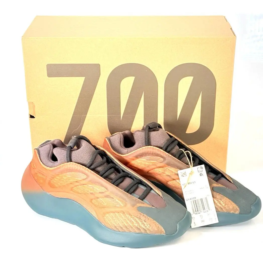 Adidas Yeezy 700 V3 `copper Fade` GY4109 Size M 6.0 - Cooper
