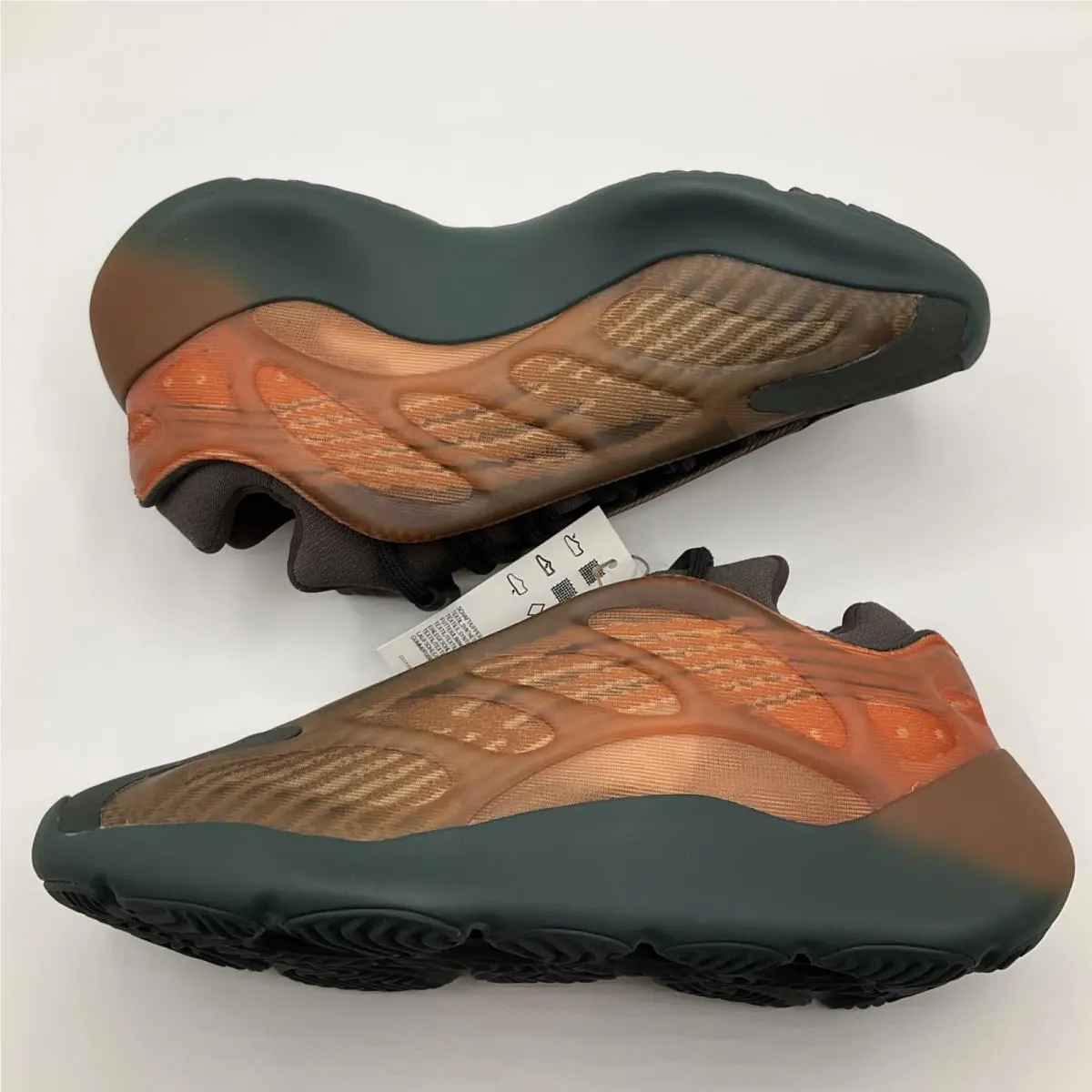 Adidas shoes - adidas Yeezy 700 V3 - Yeezy - GY4109 - Orange 6