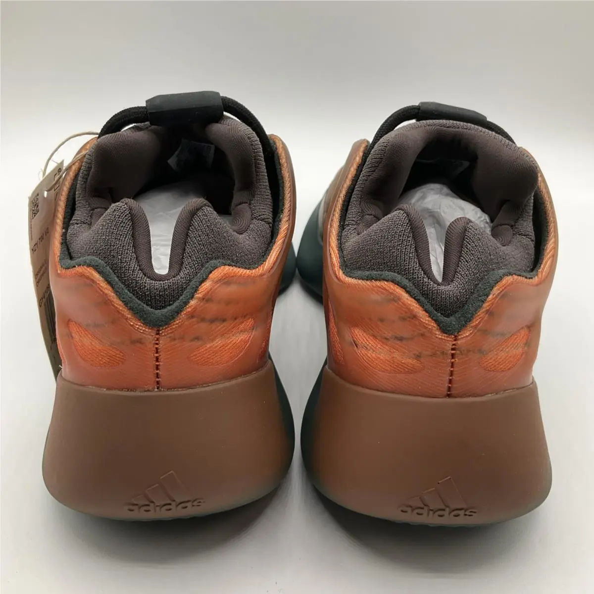 Adidas shoes - adidas Yeezy 700 V3 - Yeezy - GY4109 - Orange 7