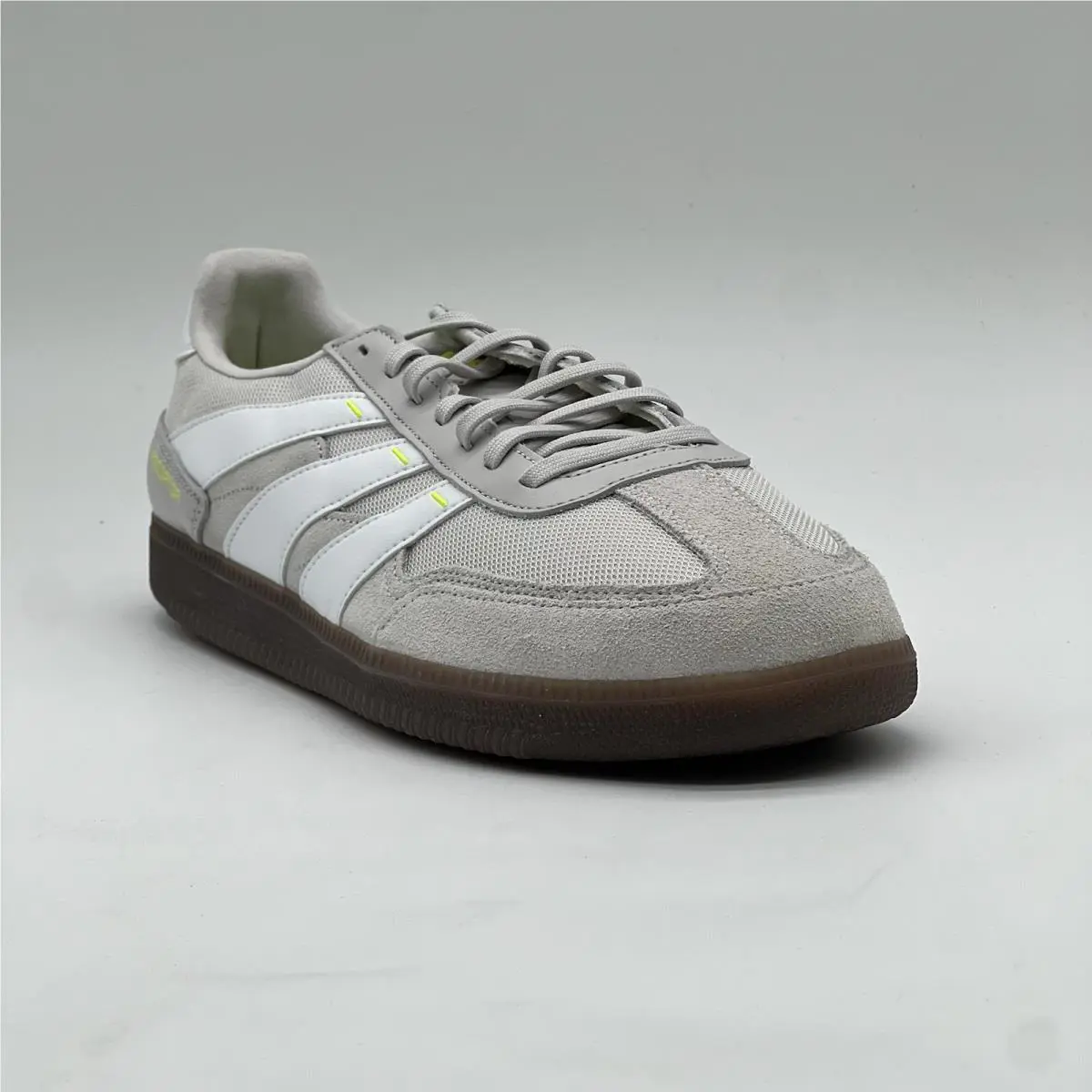 Adidas Predator Freestyle White/sand/gum Bottom Shoe IF8351 Mens Size 11.5