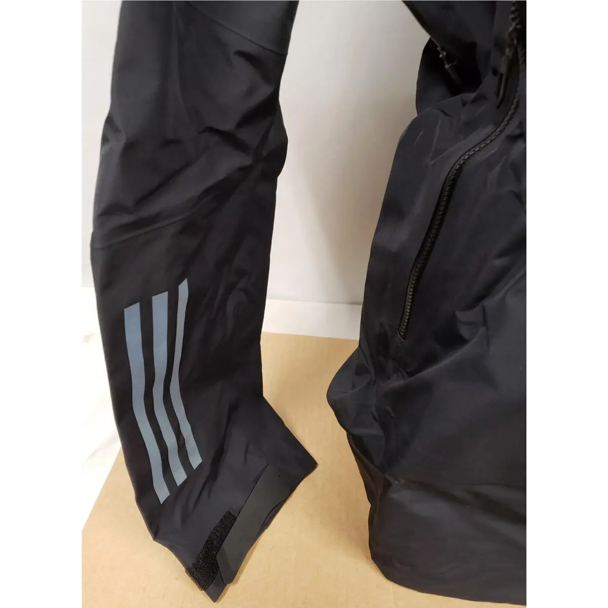 Adidas clothing - HH8899 - HH8899 - Black 4