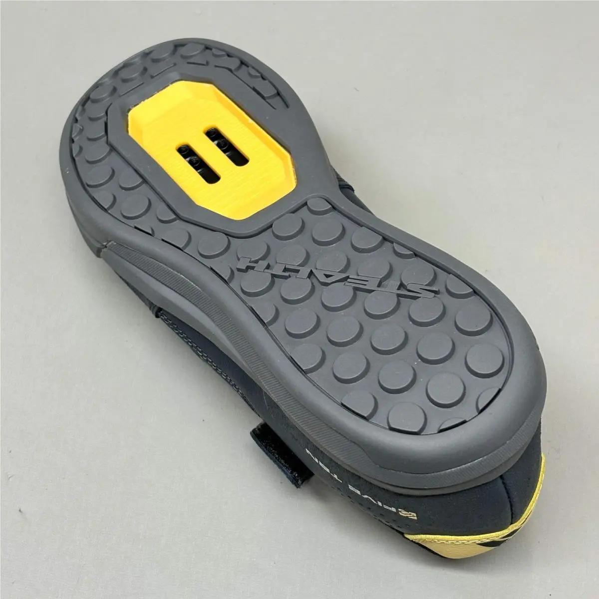 Adidas shoes - ID2453 - ID2453 - Black 8