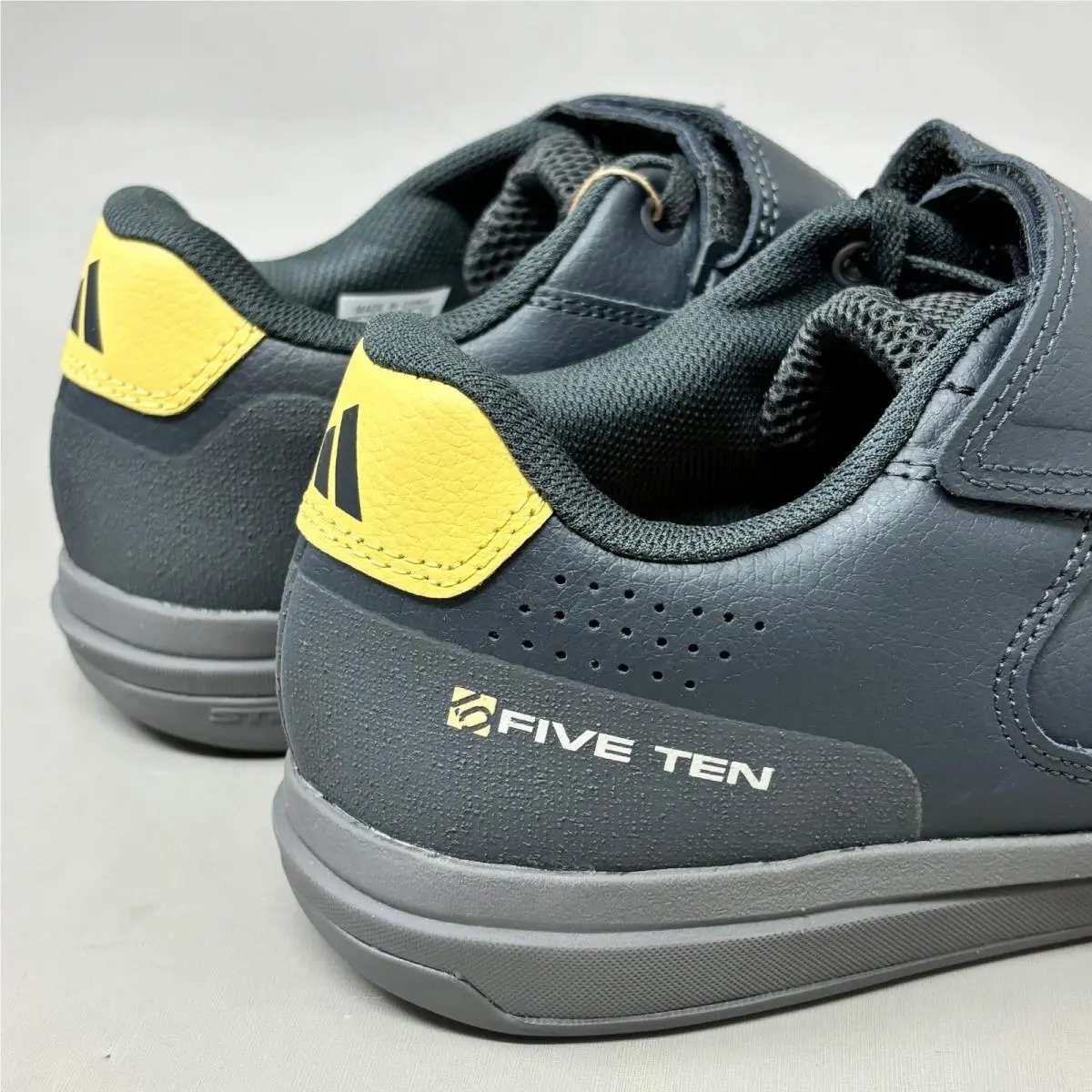 Adidas shoes - ID2453 - ID2453 - Black 6