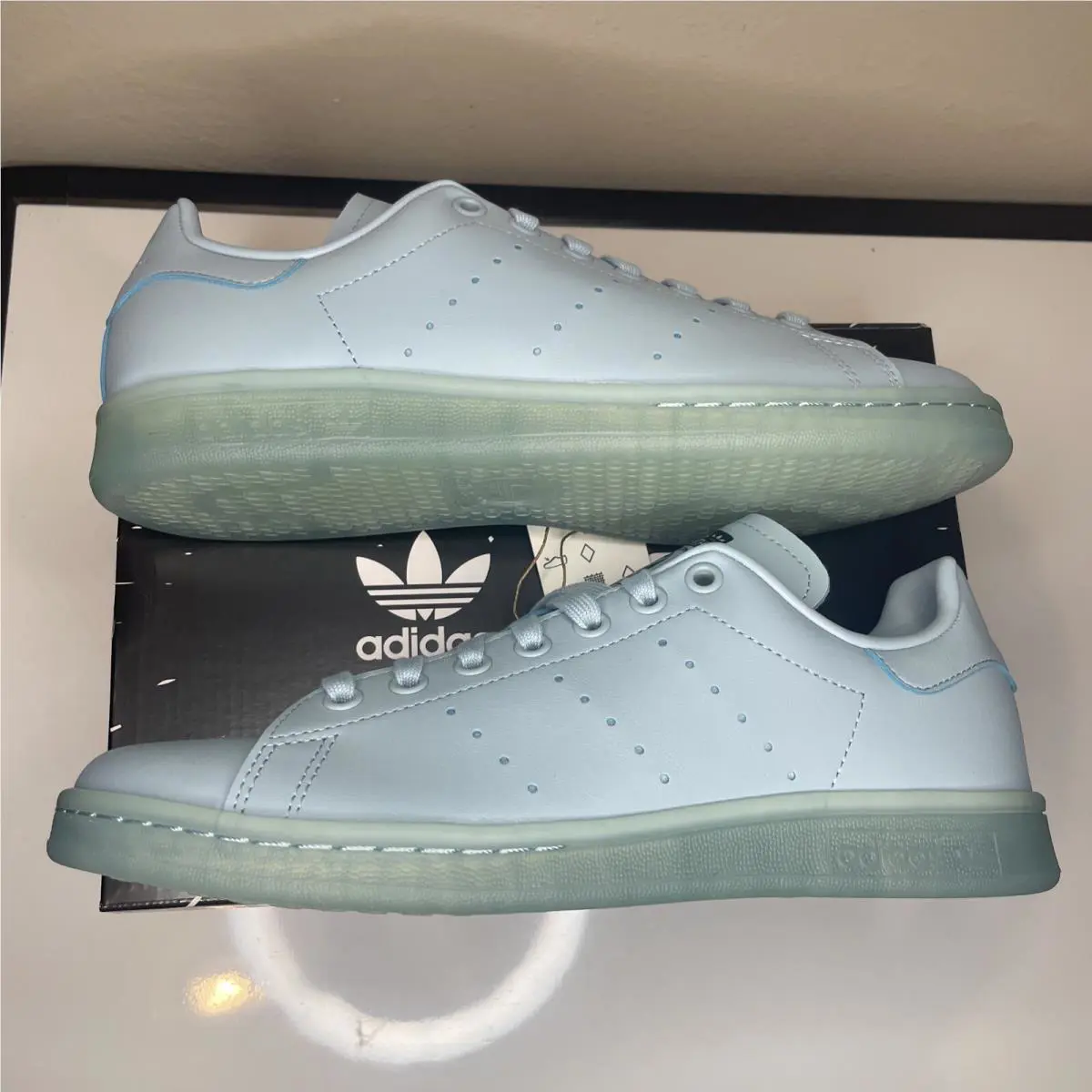 Adidas shoes Stan Smith - Gray, Manufacturer: Ash Grey/Core Black/Solar Red 1