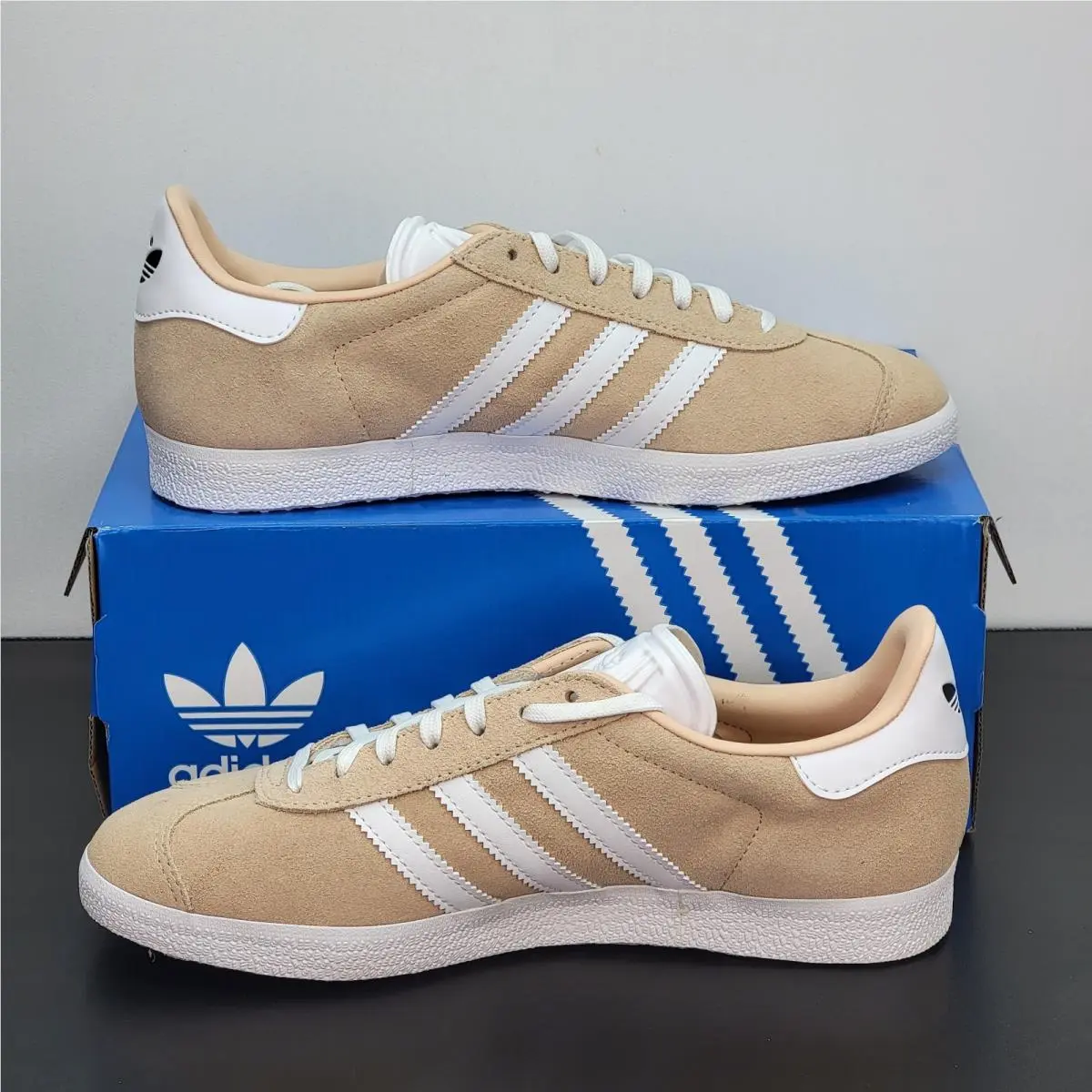 Adidas shoes - adidas Originals Gazelle - Originals Gazelle - ID7006 - Pink 0