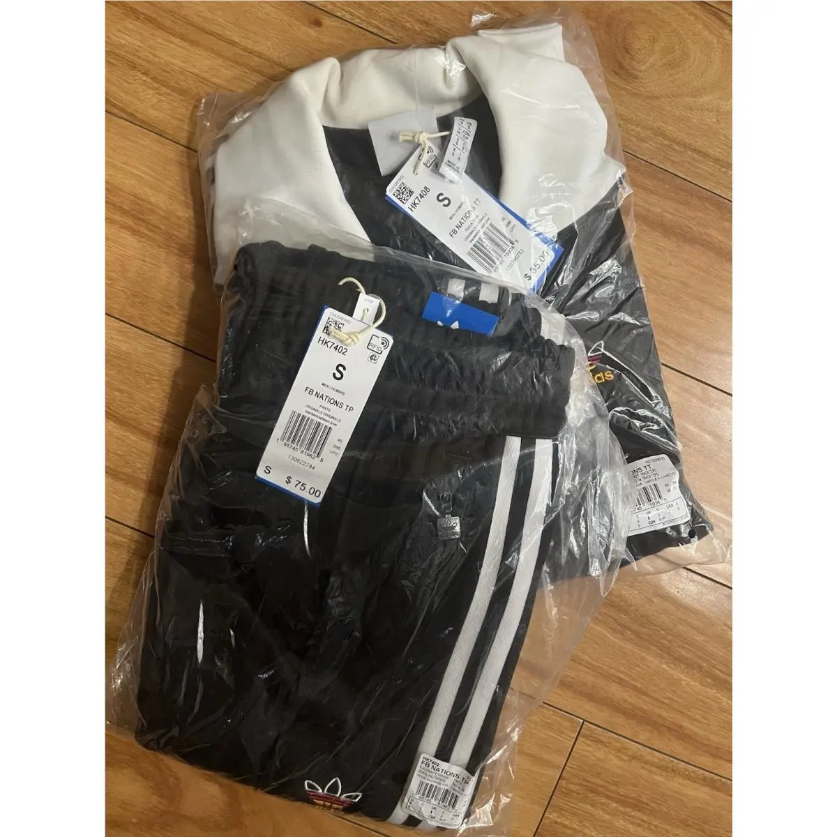 Adidas clothing - HS8943 HS8946 - HS8943 HS8946 - Black (UPC: 0195745007930) 9