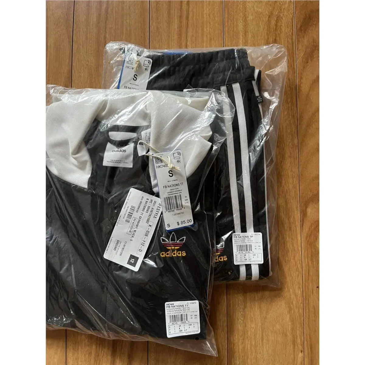 Adidas clothing - HS8943 HS8946 - HS8943 HS8946 - Black (UPC: 0195745007930) 2